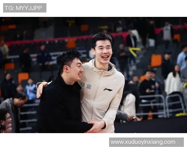 郭昊文：从青涩少年到篮球场上的璀璨明星之路解析